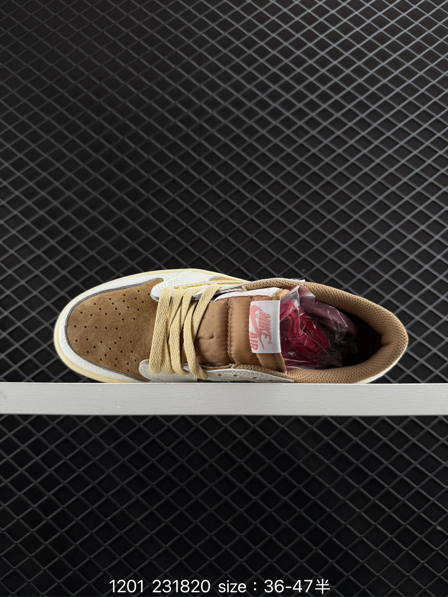 Travis Scott x Air Jordan 1 Low